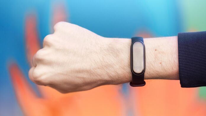 FDA Approves AI-Powered Wristband for Essential Tremor Relief fda-approves-ai-powered-wristband-for-essential-tremor-relief
