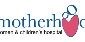 motherhood-doctors-remove-football-sized-uterine-fibroid