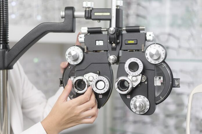 New Research Shows Eye Exams Could Spot Alzheimer’s new-research-shows-eye-exams-could-spot-alzheimers
