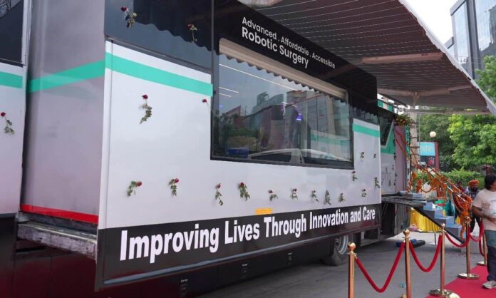ssii-mantram-made-in-india-surgical-robot-yatra-reaches-lucknow