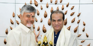 andhra-pradesh-cm-felicitates-dr-p-vijay-anand-reddy