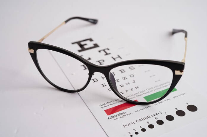 Low-Dose Atropine Shows Daylong Effects in Myopia Management (1)