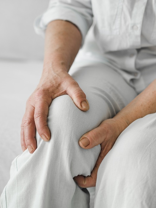 KEM Hospital Performs Mumbai’s First Cementless Knee Replacement